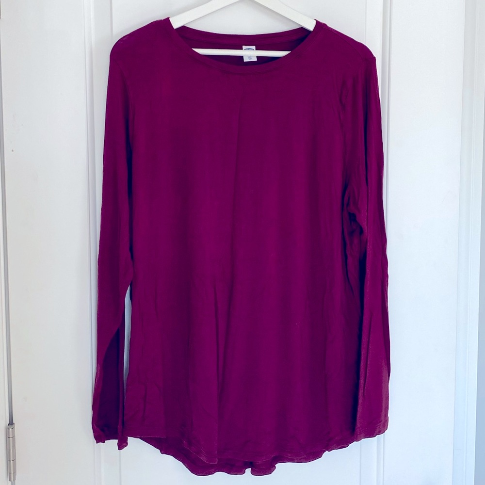 Old Navy Luxe XL Tall Long-sleeve T-shirt, Wine, curved hem, EUC